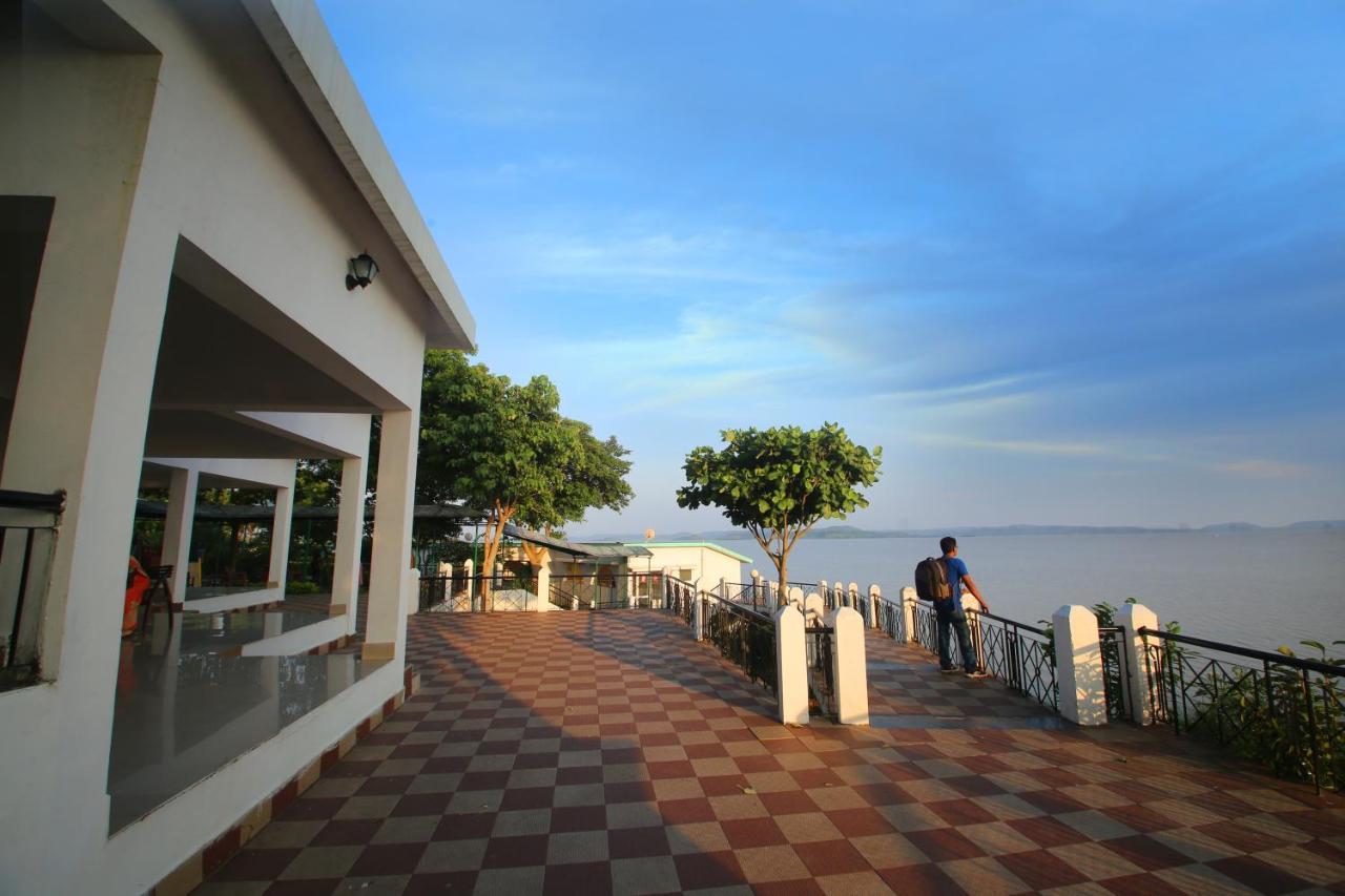 Mpt Maikal Resort, Bargi Exteriör bild
